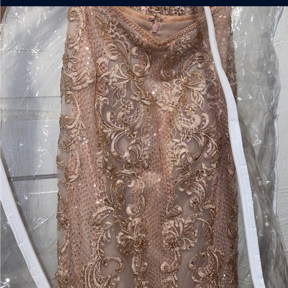 Rose gold Size 2- 2 piece Prom Dress - Picture 7 of 12